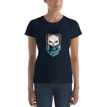 Lade das Bild in den Galerie-Viewer, Super Bosses Collection - Vixen | Women's Fashion Fit T-Shirt