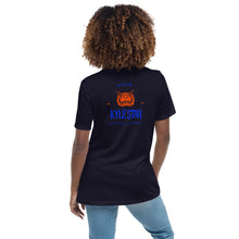 Cargar imagen en el visor de la galería, Super Bosses Collection - Ursus | Women&#39;s Relaxed T-Shirt
